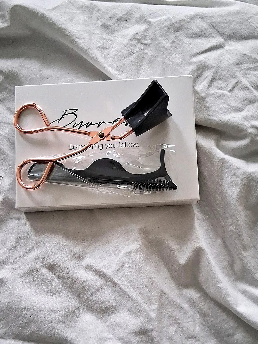 Byurever Magnetic False Eyelashes Kit in Black & Pink NWT